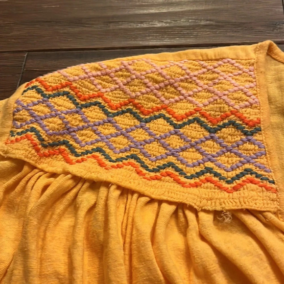 Free People Market Embroidered V-neck Top - Picture 3 of 7